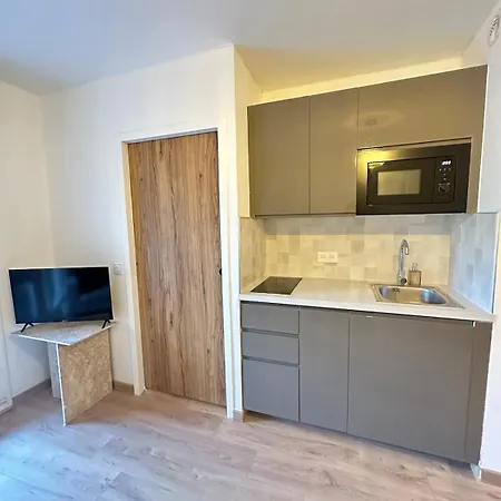 Appartement Magnifique à 300m Des Plages à Port