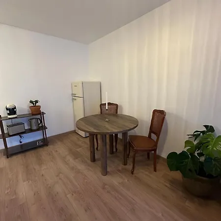 Magnifique à 300m Des Plages à Port Appartement